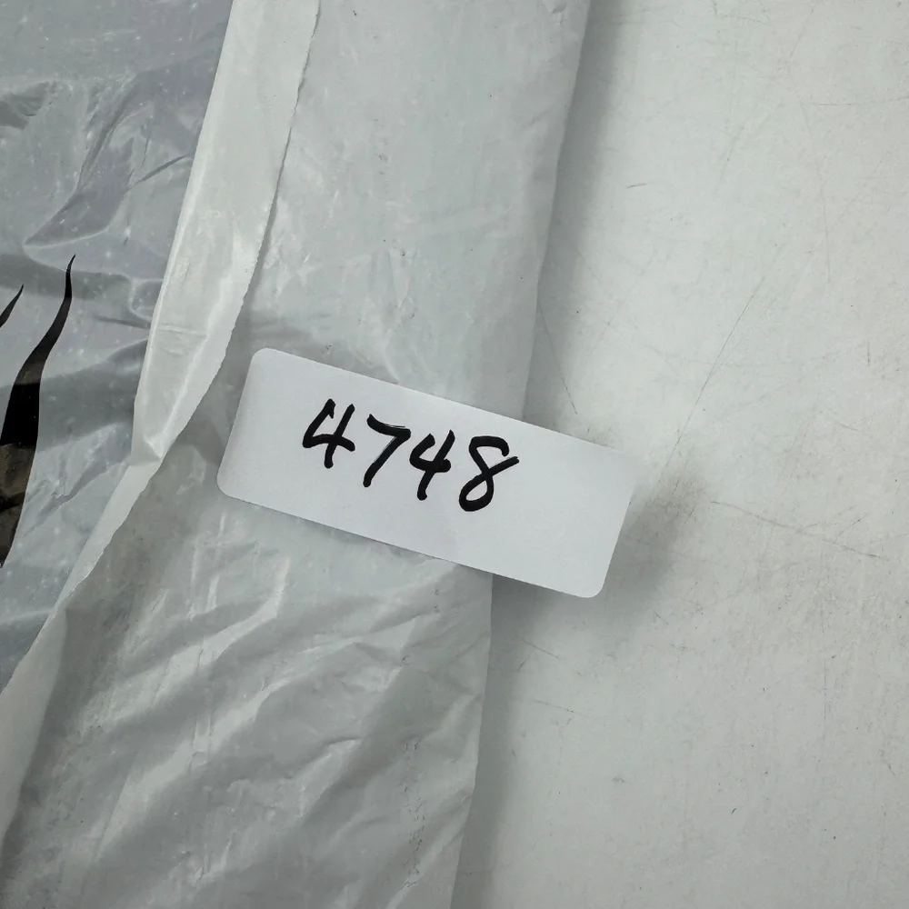 NEW Gymshark Strong Woman Oversized Hoodie Black - Picture 6 of 6